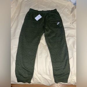 Men’s Nike joggers